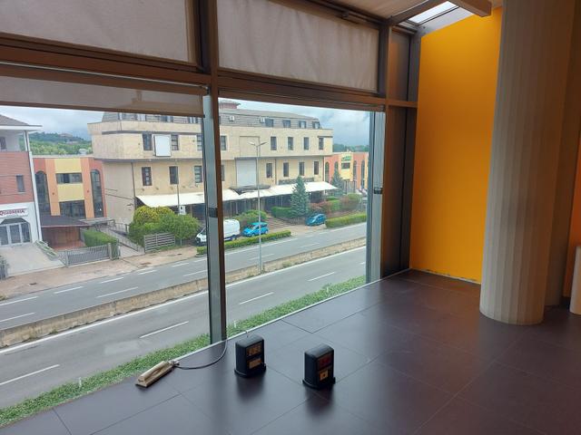 Negozi in vendita