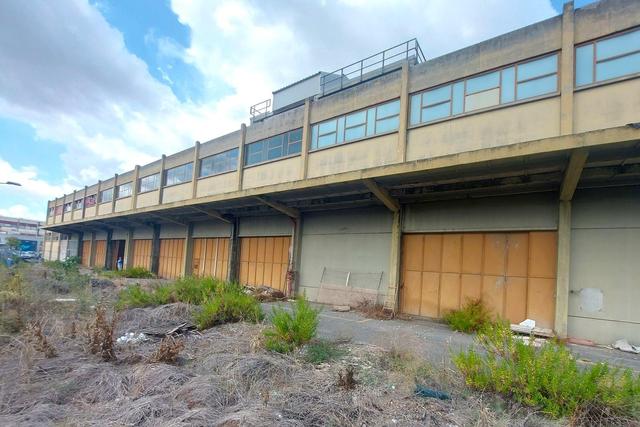 #24434 Struttura commerciale con cortile privato in vendita - foto 7