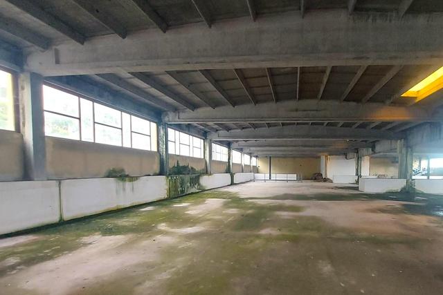 #24434 Struttura commerciale con cortile privato in vendita - foto 6
