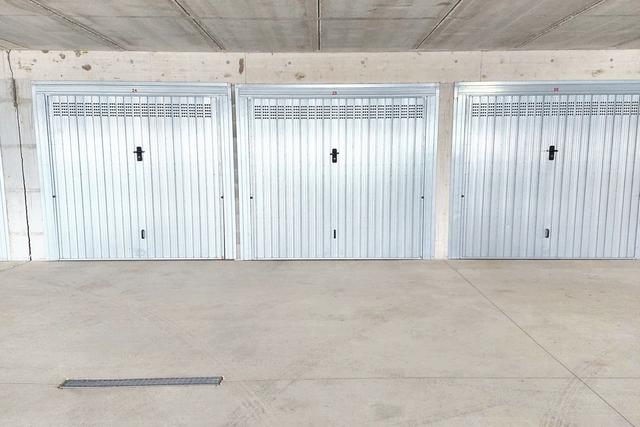Garage in vendita