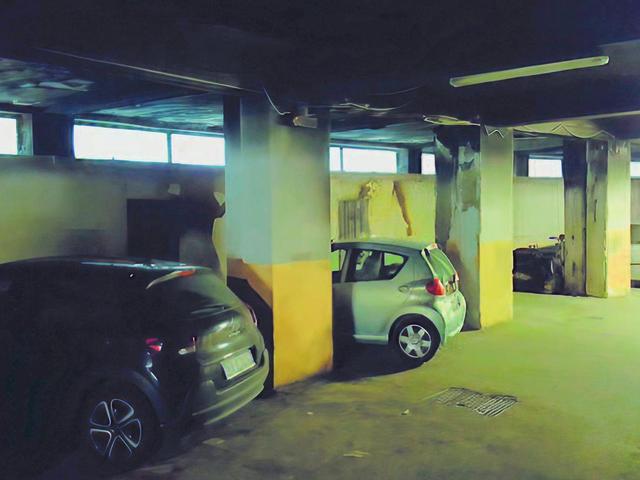 Posti auto in vendita