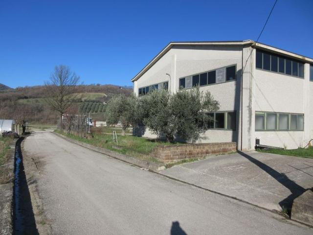 Stabilimenti produttivi in vendita