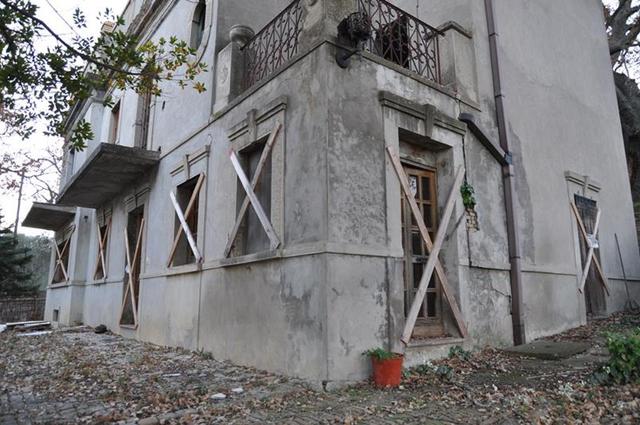 Palazzi in vendita
