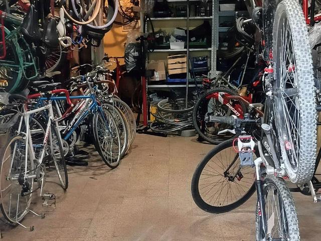 #24769 Storica attività di riparazione bici in vendita - foto 6
