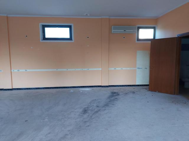#18453 Negozio ex ristorante in vendita - foto 7