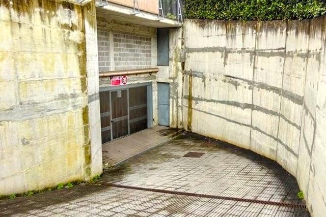 Garage in vendita