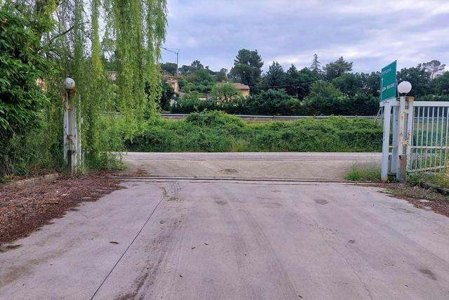 Stabilimenti produttivi in vendita