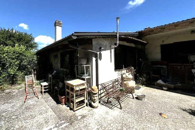 Rustici e casali in vendita