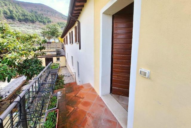 Rustici e casali in vendita
