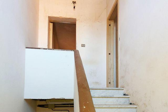 #20410 Complesso artigianale con cortile e pertinenze in vendita - foto 7