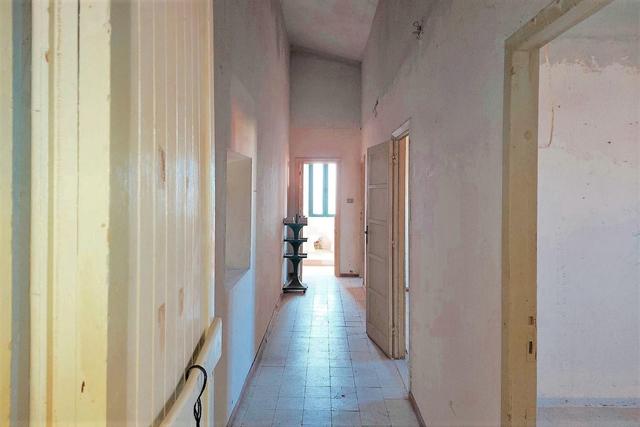 #20410 Complesso artigianale con cortile e pertinenze in vendita - foto 5