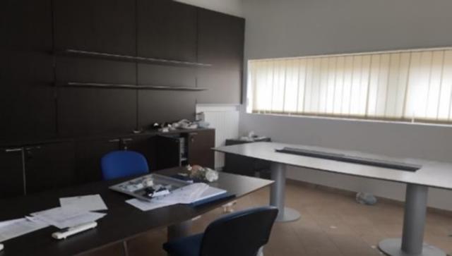 #2537555 Ampio capannone commerciale con abitazione e uffici in vendita - foto 8