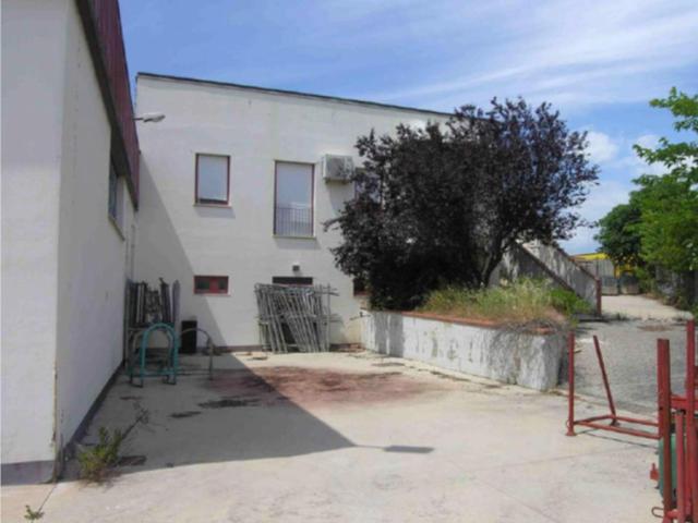 #12306 Complesso artigianale con pertinenze in vendita - foto 4