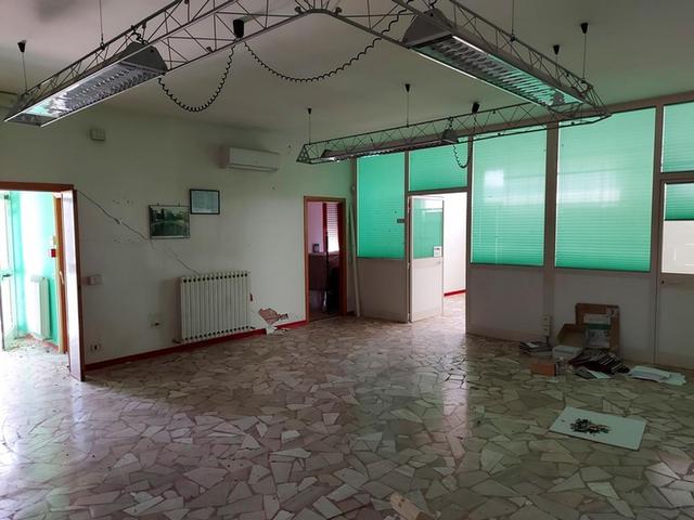#12306 Complesso artigianale con pertinenze in vendita - foto 3