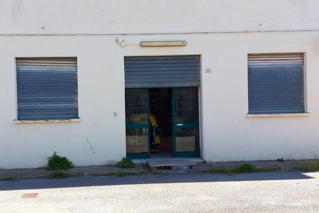 Stabilimenti produttivi in vendita