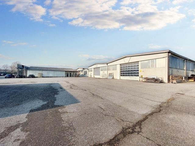 Stabilimenti produttivi in vendita