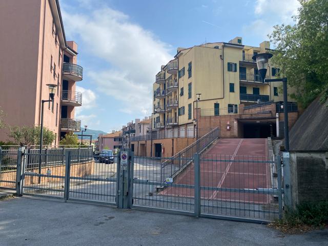 Garage in vendita