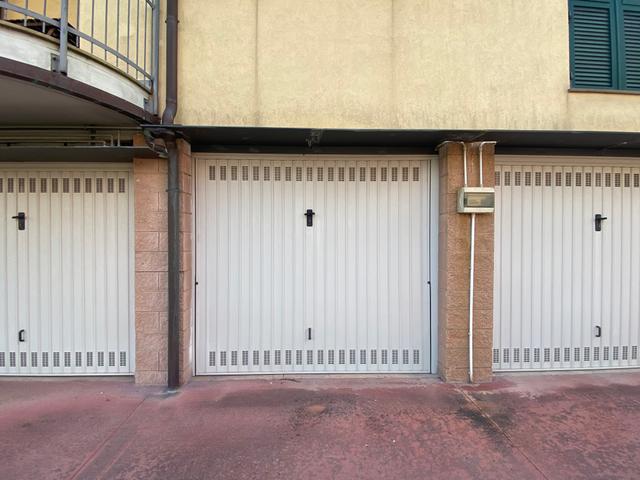 Garage in vendita