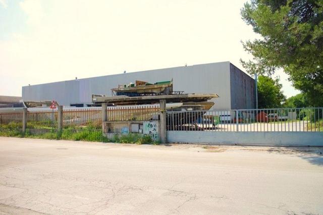 #25231 Opificio con avviamenti, marchi e attrezzature in vendita - foto 29