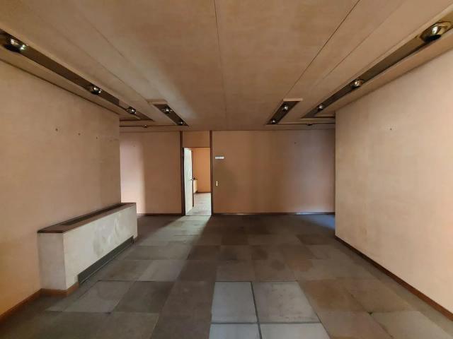 #2537849 Ampio ufficio di 600 mq in pieno centro storico in vendita - foto 1