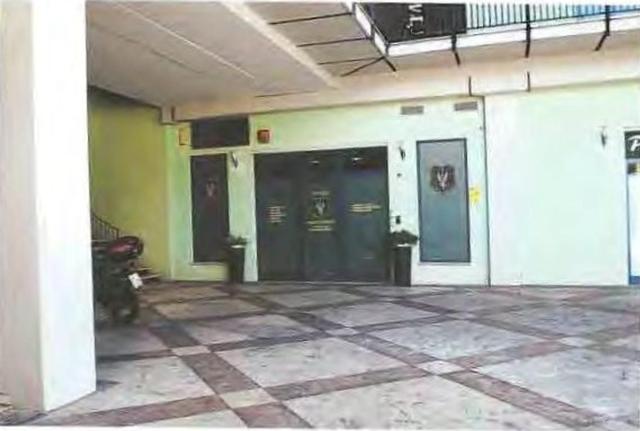 Negozi in vendita