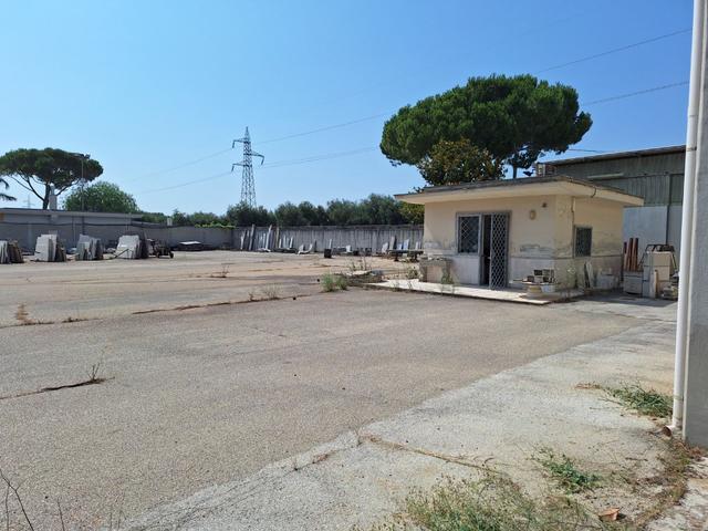 #2537076 Bitritto – Opificio Industriale con Alta Visibilità autostrada A14 in vendita - foto 4