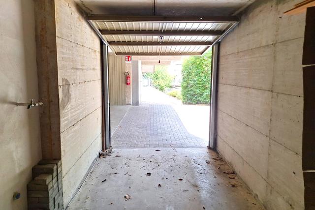 Garage in vendita