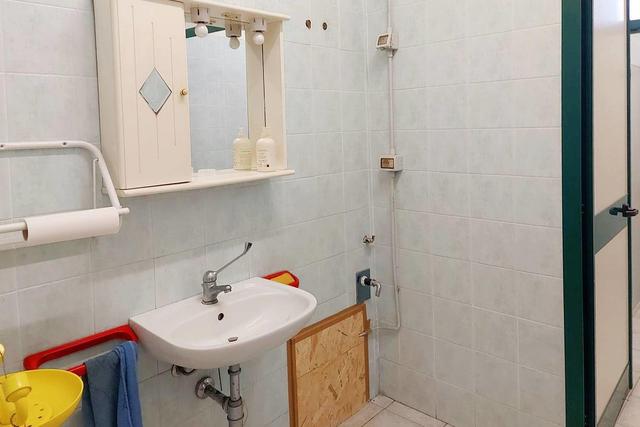 #21452 Complesso artigianale con cortile e pertinenze in vendita - foto 2