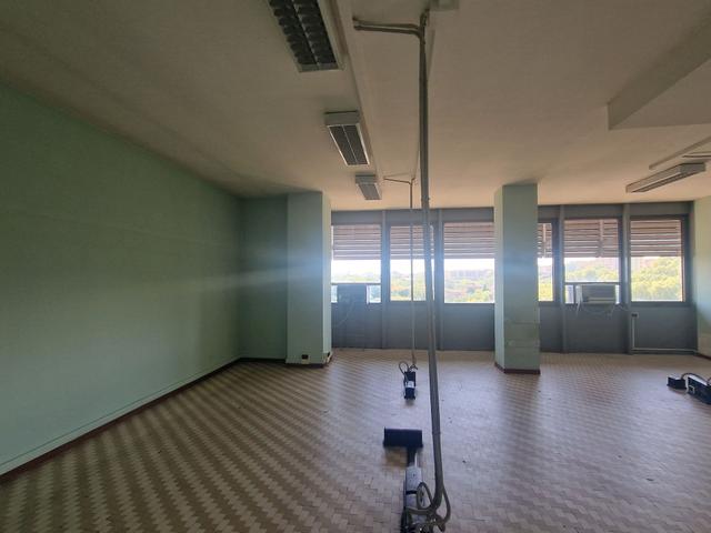 Edifici direzionali in vendita