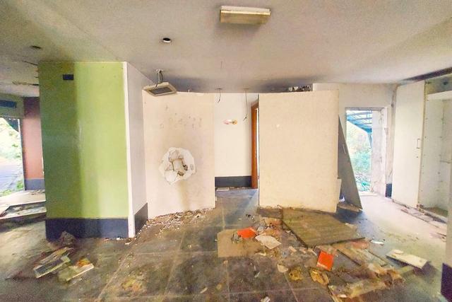 #24843 Struttura direzionale con terrazzi e cortile in vendita - foto 12