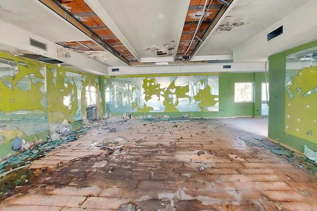 #24843 Struttura direzionale con terrazzi e cortile in vendita - foto 3