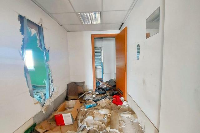 #24843 Struttura direzionale con terrazzi e cortile in vendita - foto 8