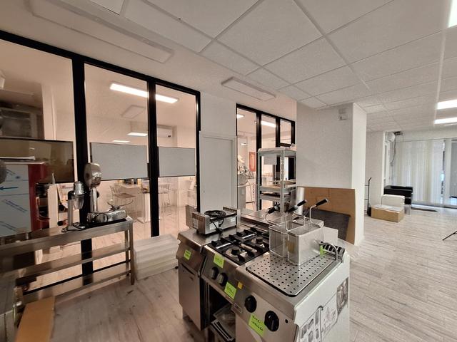 #2537469 Negozio al piano terra con soppalco in vendita - foto 10