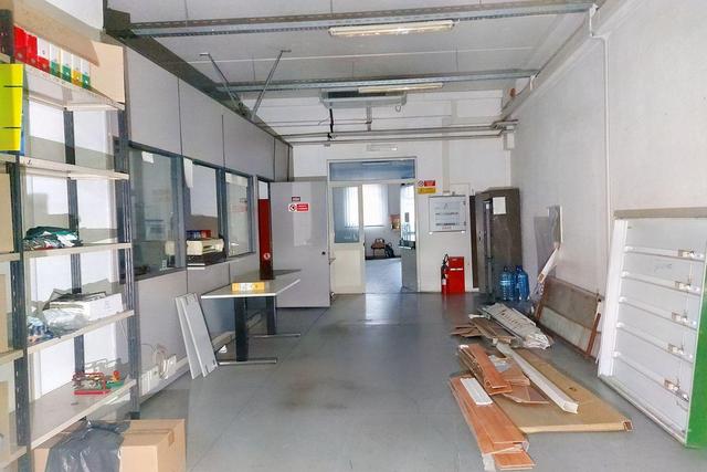 Stabilimenti produttivi in vendita