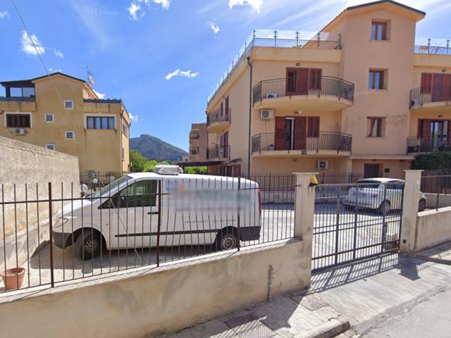 Posti auto in vendita