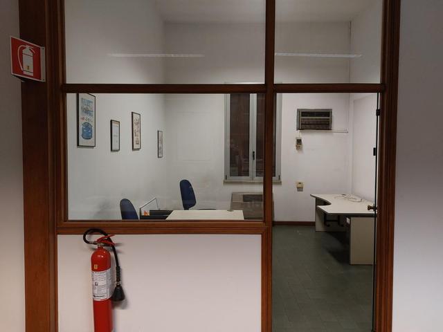 #25791 Porzione di capannone con pertinenze e abitazione in vendita - foto 11