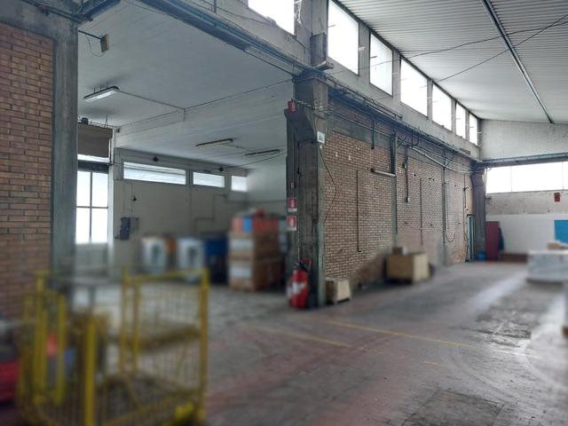 #25791 Porzione di capannone con pertinenze e abitazione in vendita - foto 4