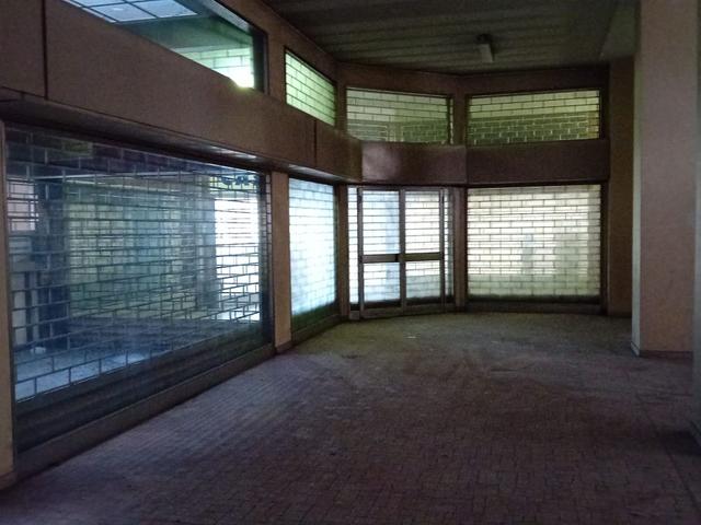 #2536506 Negozi in complesso condominiale in vendita - foto 4