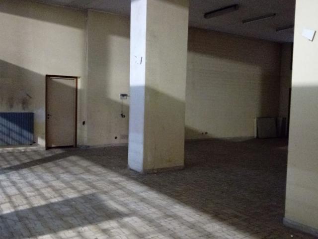 #2536506 Negozi in complesso condominiale in vendita - foto 9
