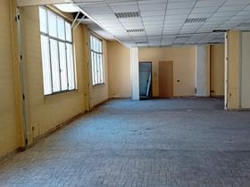 Negozi in vendita