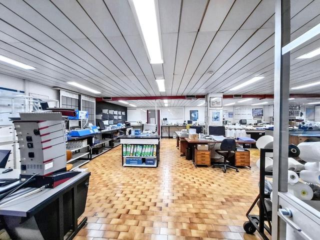 Stabilimenti produttivi in vendita
