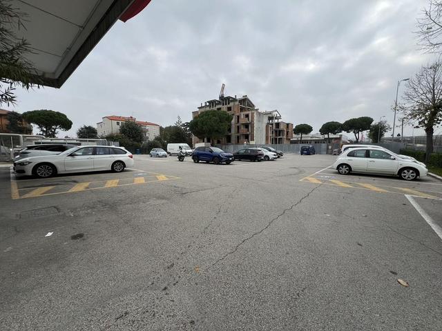 Edifici direzionali in vendita