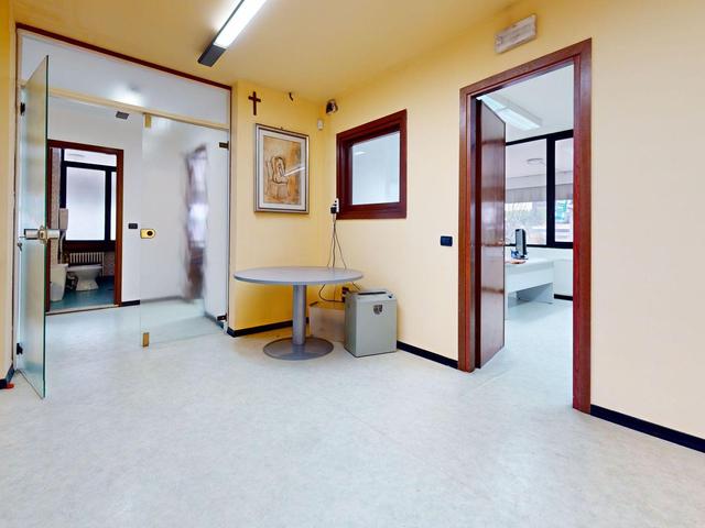 Edifici direzionali in vendita