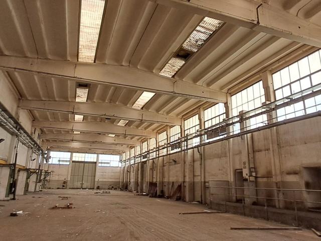 #2639944 Complesso produttivo con uffici e ampia area esterna in vendita - foto 3