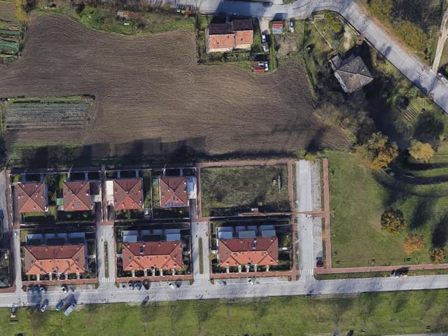 #18383 Frustolo di terreno edificabile di 534 mq in vendita - foto 3