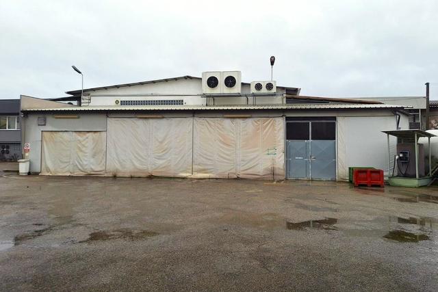 #2537797 Edificio produttivo con celle e attrezzature in vendita - foto 15