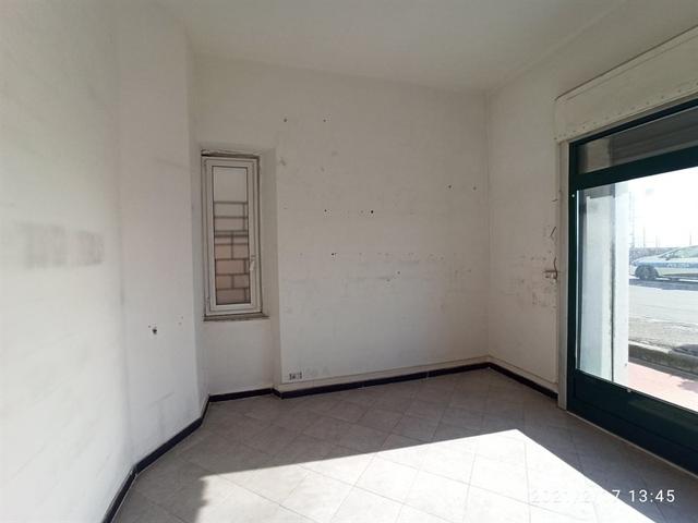 #2638669 Negozio in vendita - foto 2