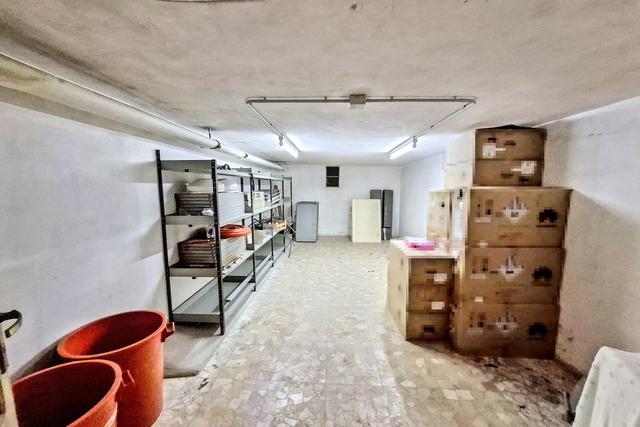#25091 Ex sede di filiale bancaria con area a parcheggio in vendita - foto 18