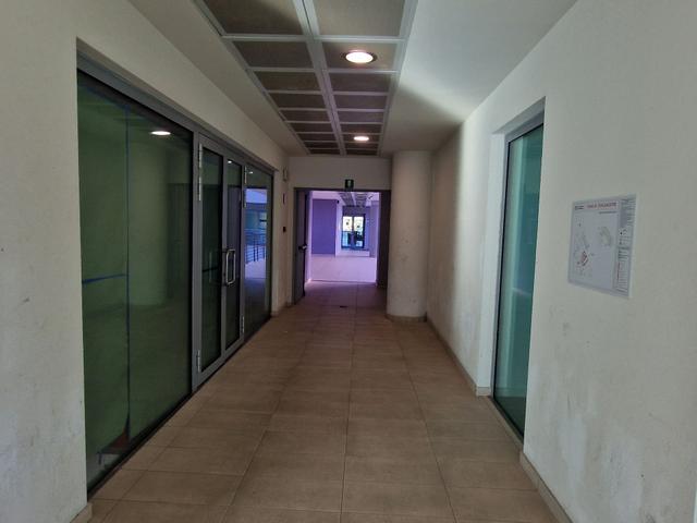 Grandi dimensioni in vendita