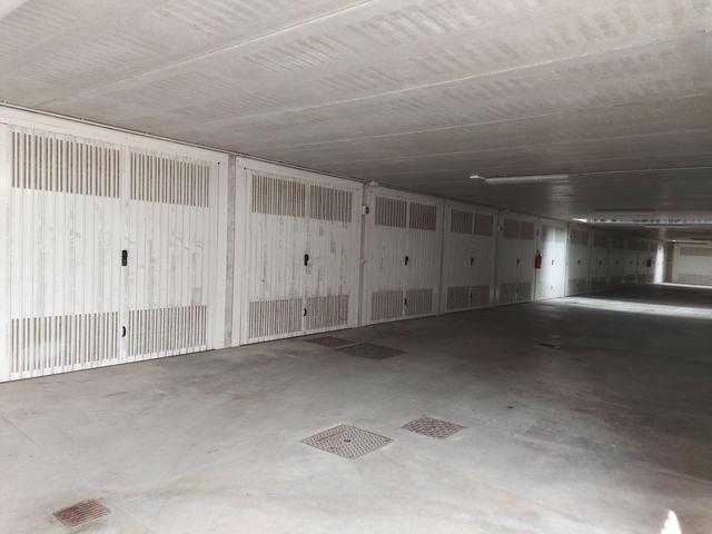 Garage in vendita